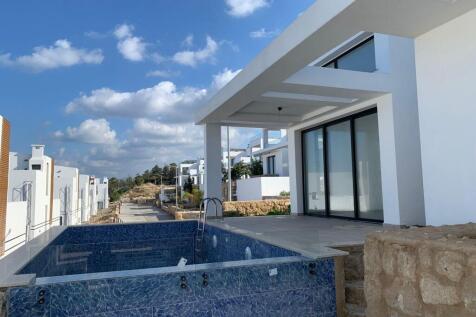 INCREDIBLE OFFER READY NOW NEW 3 Bedroom Sea View Villa Image 9999 18