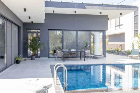 4-bedroom luxury resale villa &#43; fully furnished &#43; swimming pool &#43; VRF system &#43; Photovoltaic solar system &#43; close to a municipal park Image 9999 37