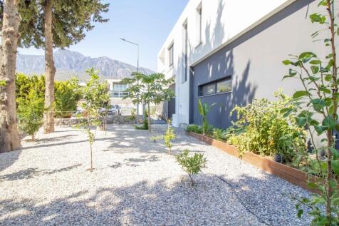 4-bedroom luxury resale villa &#43; fully furnished &#43; swimming pool &#43; VRF system &#43; Photovoltaic solar system &#43; close to a municipal park Image 9999 38
