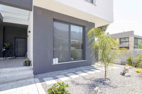 4-bedroom luxury resale villa &#43; fully furnished &#43; swimming pool &#43; VRF system &#43; Photovoltaic solar system &#43; close to a municipal park Image 9999 36
