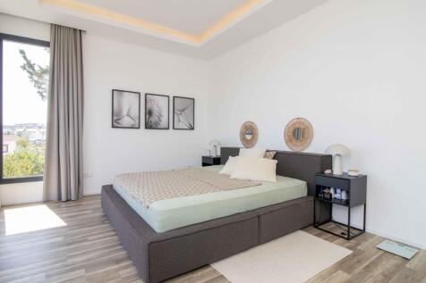 4-bedroom luxury resale villa &#43; fully furnished &#43; swimming pool &#43; VRF system &#43; Photovoltaic solar system &#43; close to a municipal park Image 9999 23