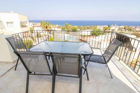 3-bedroom resale fully furnished semi-detached townhouse &#43; communal pool &#43; large terrace with sea views &#43; walking distance to the beach Image 9999 14