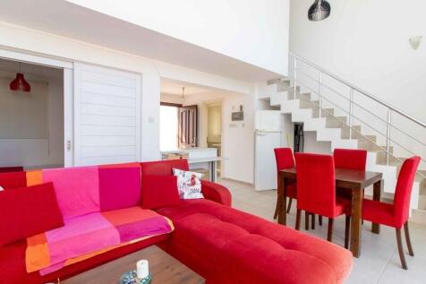 2 bedroom resale garden loft apartment &#43; communal pools &#43; furnished &#43; gym &#43; spa &amp; wellness facilities  Image 9999 4