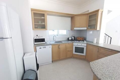 Beautiful 3 Bed Villa in Elevated Position with Views and Private Pool Image 9999 16