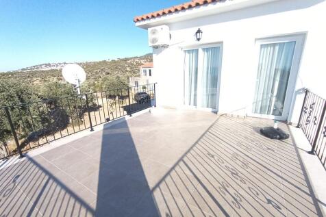 Beautiful 3 Bed Villa in Elevated Position with Views and Private Pool Image 93 12