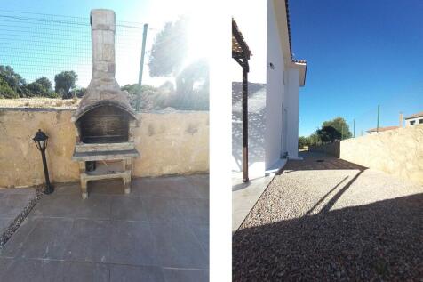 Beautiful 3 Bed Villa in Elevated Position with Views and Private Pool Image 96 15