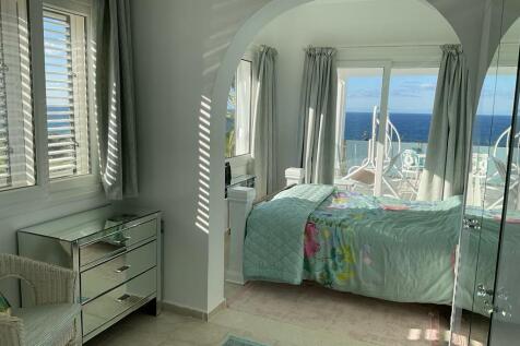 Beautiful 4 Bedroom Seaview Key Ready Resale Villa in Esentepe Image 86 17