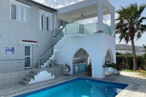 Beautiful 4 Bedroom Seaview Key Ready Resale Villa in Esentepe Image 71 2