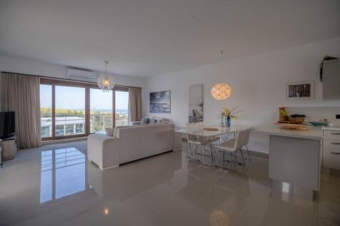 REDUCED Luxurious 2-Bedroom Corner Penthouse in Esentepe with Stunning Views, Modern Upgrades, and Resort-Style Amenities Image 9999 13