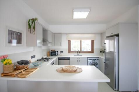 REDUCED Luxurious 2-Bedroom Corner Penthouse in Esentepe with Stunning Views, Modern Upgrades, and Resort-Style Amenities Image 9999 12