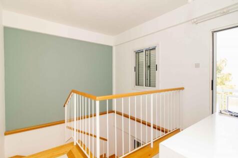 3-bedroom resale villa &#43; recently renovated &#43; renovated new pool &#43;  sea &amp; mountain views Image 9999 11