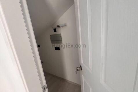 Seafront Luxury 3 Bedroom Modern Villa with mountain and sea views Image 9999 6