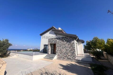Seafront Luxury 3 Bedroom Modern Villa with mountain and sea views Image 9999 1