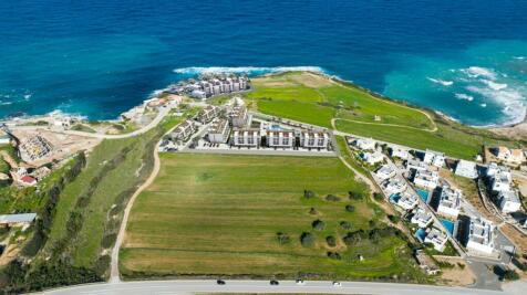 Amazing 1&#43;1 Garden Seafront Apartment with Sunken Gardens enabling light and ventilation for all spaces Image 9999