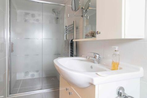 3 bedroom resale bungalow &#43; private pool &#43; roof terrace &#43; fully furnished &#43; central heating &#43;  Turkish Title Deed Image 9999 15