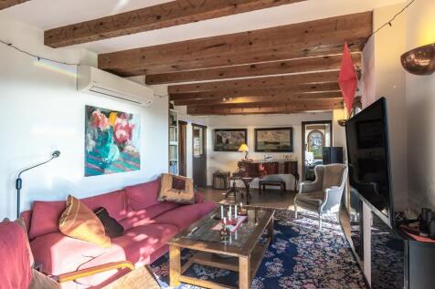 Lounge a