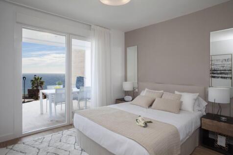 Bedroom &amp; view
