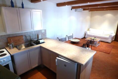 kitchen (a)