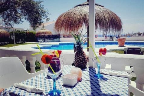 Pool terrace