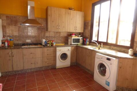 Guest kitchen