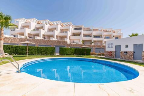 Communal pool