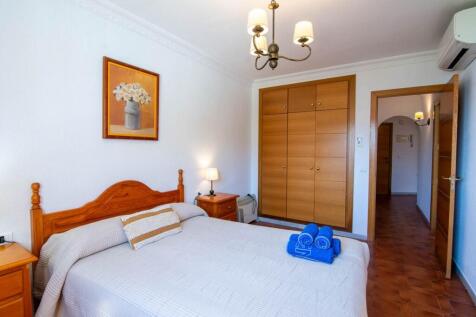 Bedroom 1a