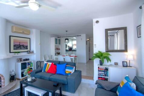 living room (1)
