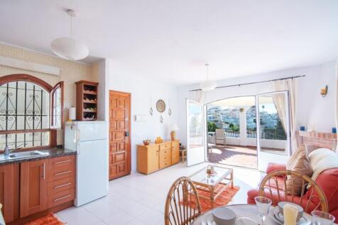 Lounge diner kitchen