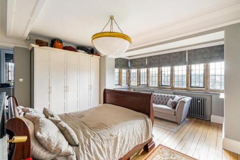 Principle Bedroom