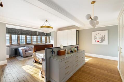 Principle Bedroom