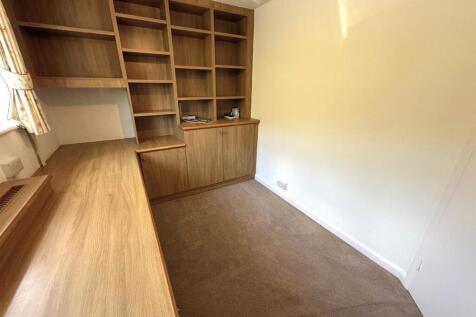 Bedroom 3 / Office