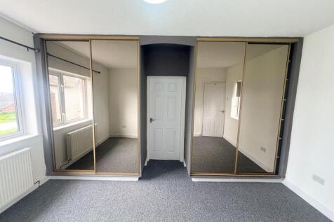 Master bedroom.jpg