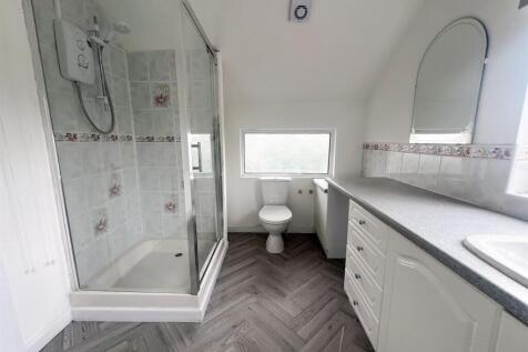 En-suite (1).jpg