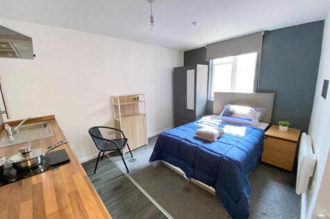 Bedroom .jpg