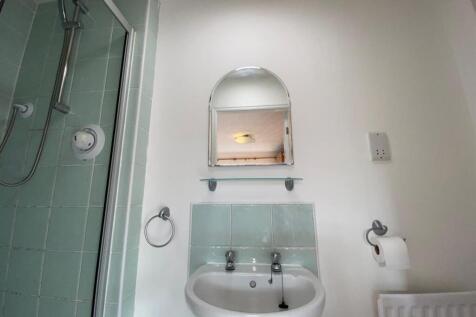 ENSUITE.jpg