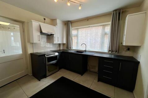 KITCHEN..jpg