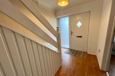 ENTRANCE HALL. .jpg