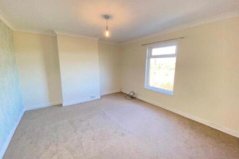 BEDROOM -.jpg