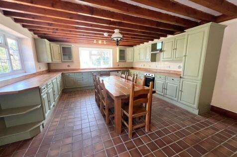 Kitchen.jpg