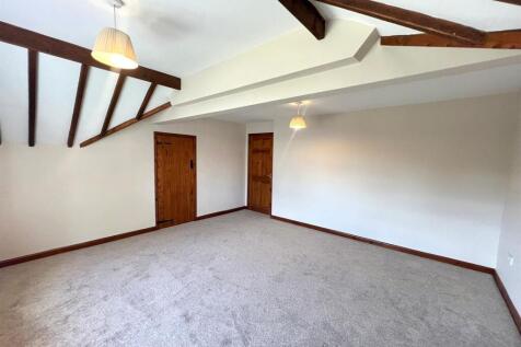 Bedroom one..jpg