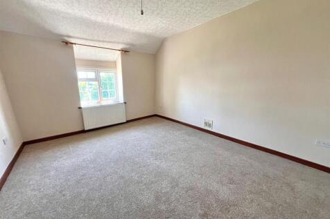 Bedroom two.jpg