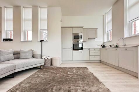 Lounge Kitchen