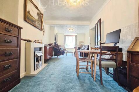 Lounge Dining Room