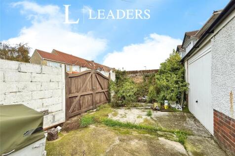 Garage Extra Parking