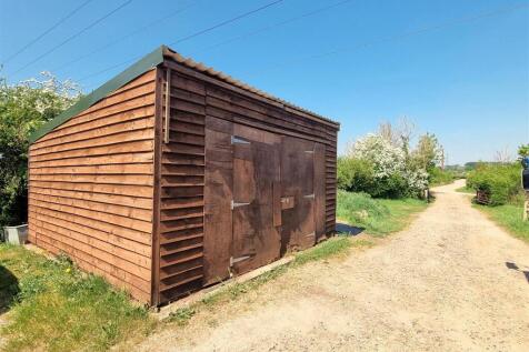 Stables at Rowde - Storage Shed.jpg