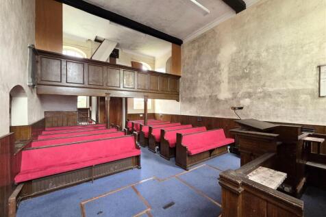 Bradenstoke - Chapel Main.jpg