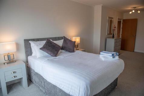 bedroom 2.jpeg