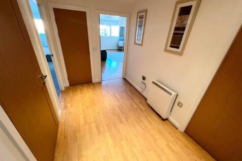 hallway.jpeg