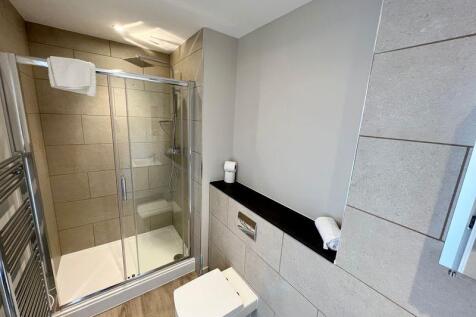 bathroom.jpeg