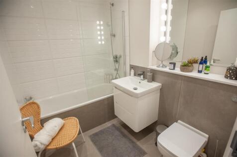 bathroom.jpeg
